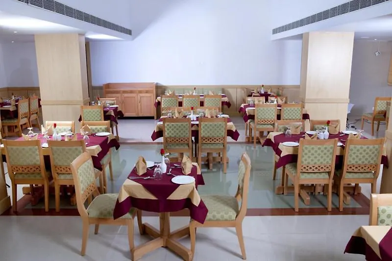 Pooram International Hotel Thrissur