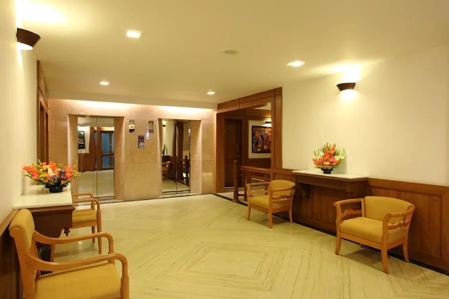 Pooram International Hotel Thrissur 4*,